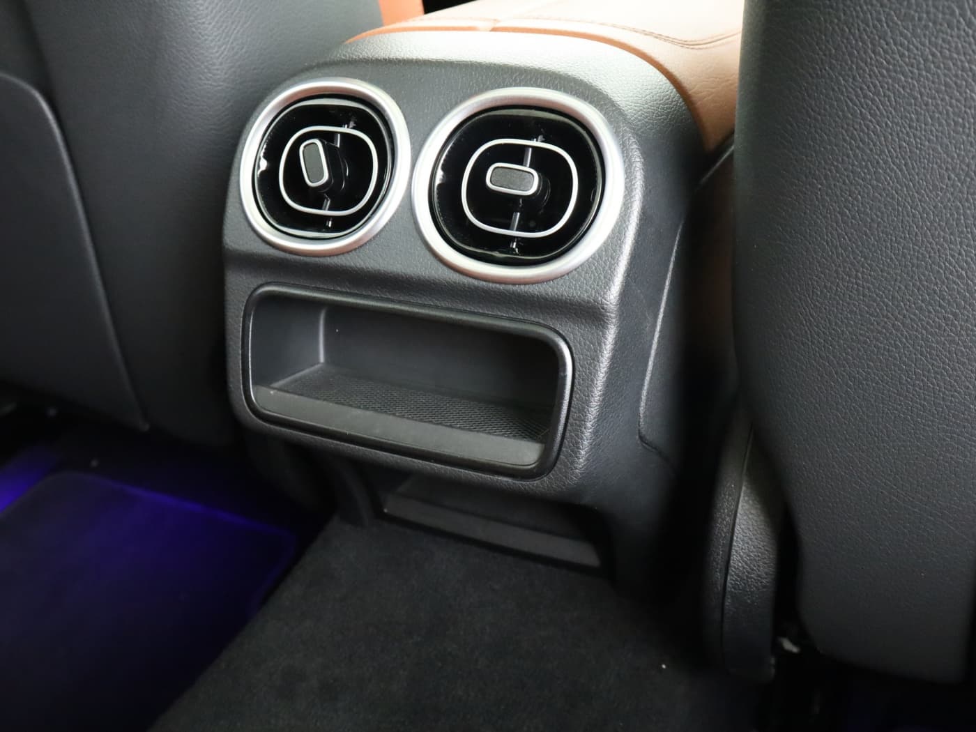 Mercedes-Benz C 300 e T Bild 23