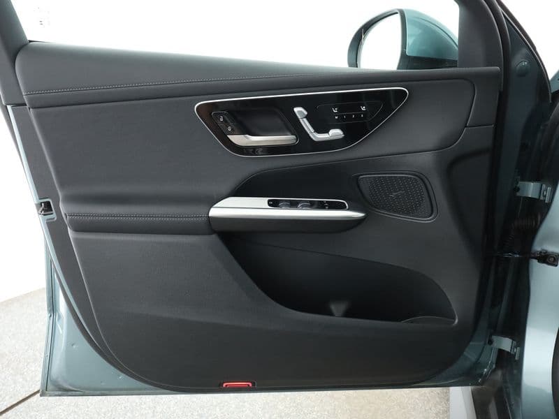 Mercedes-Benz GLC 300 e 4M Coup Bild 10