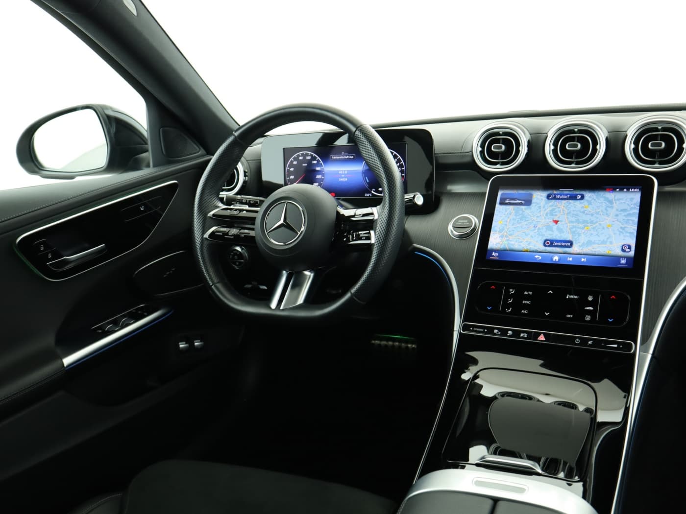 Mercedes-Benz C 300 e T Bild 10