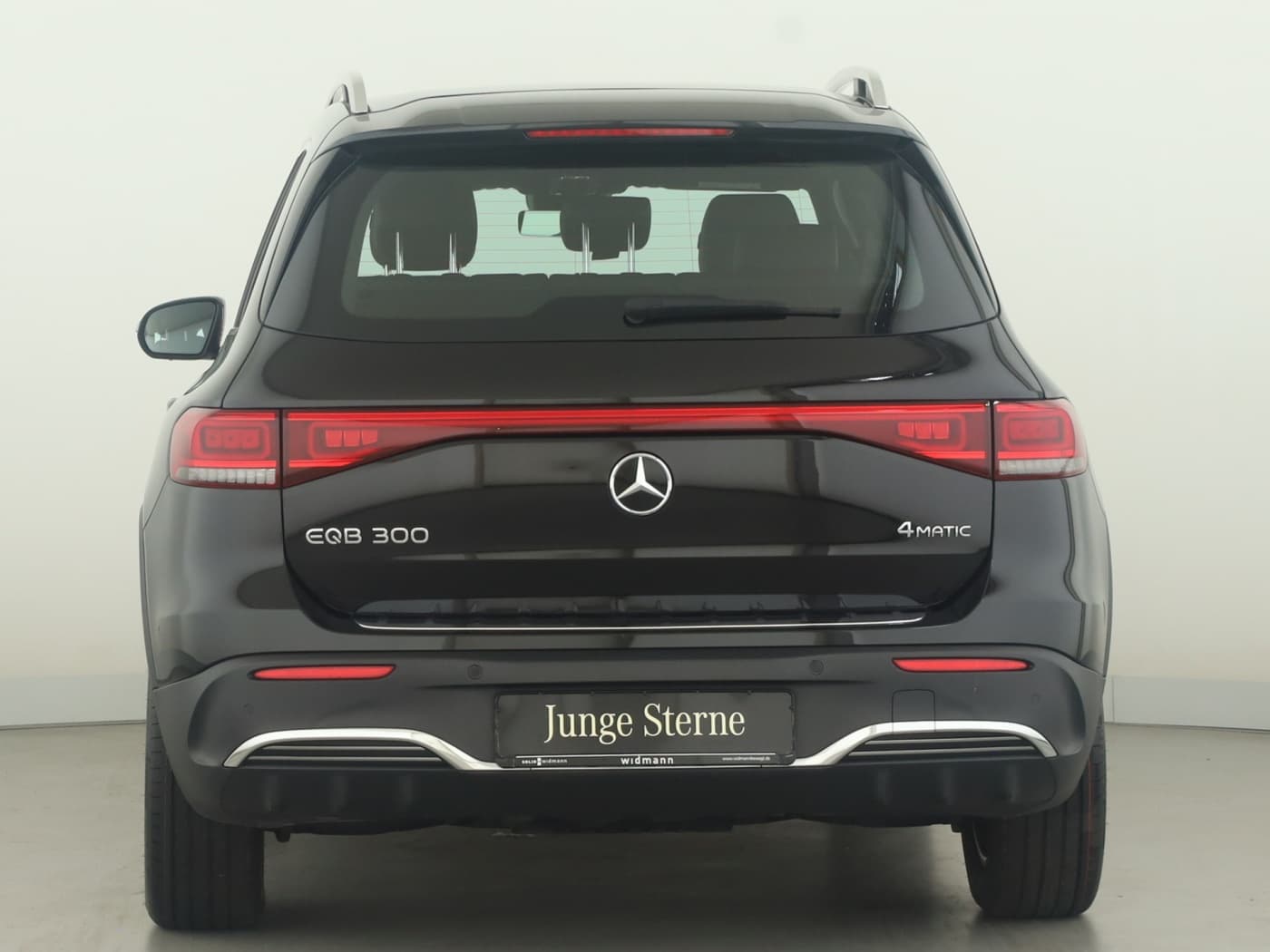 Mercedes-Benz EQB 300 4M Bild 2