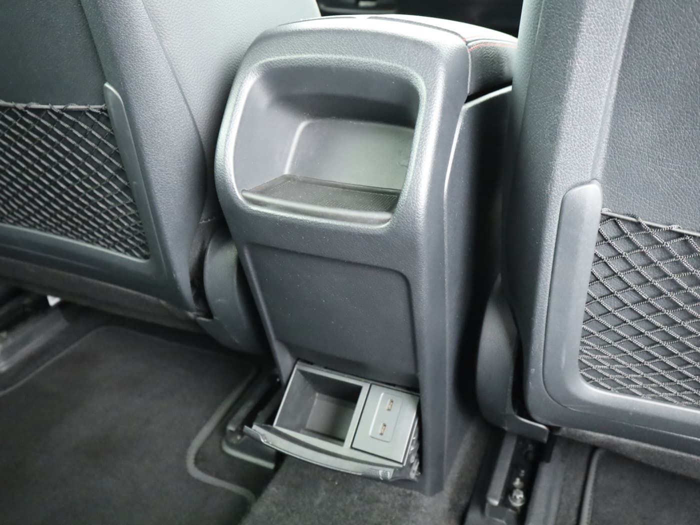 Mercedes-Benz EQB 300 4M Bild 23