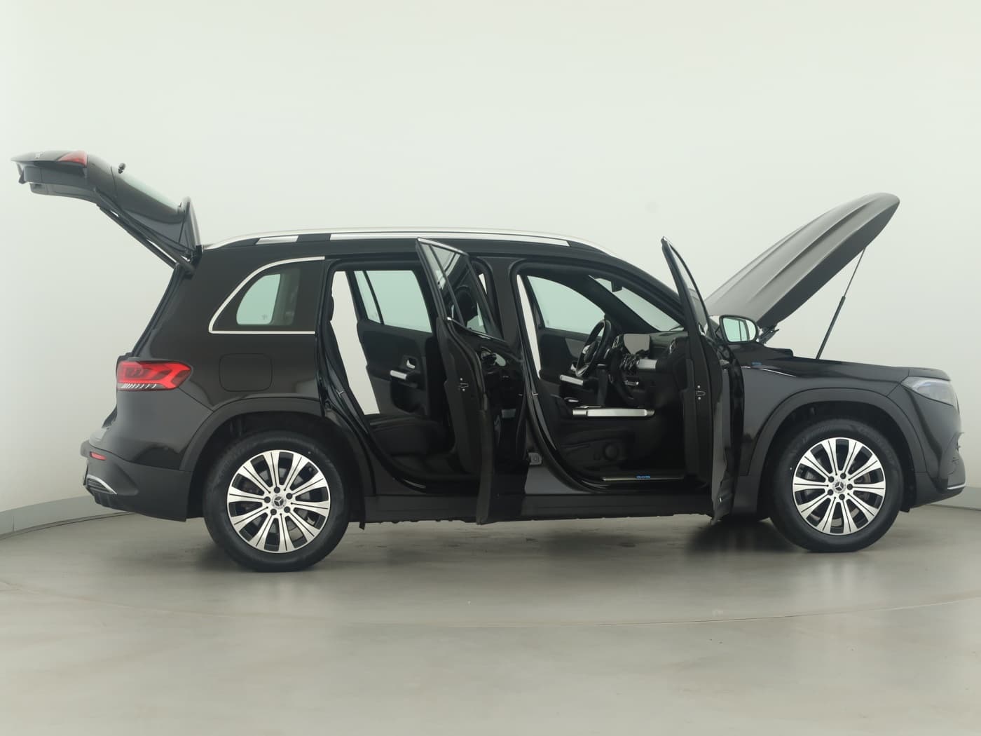 Mercedes-Benz EQB 300 4M Bild 8