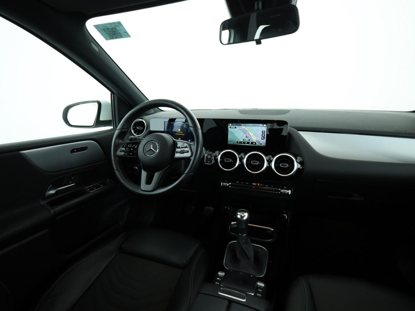 Mercedes-Benz B 180 d Bild 10