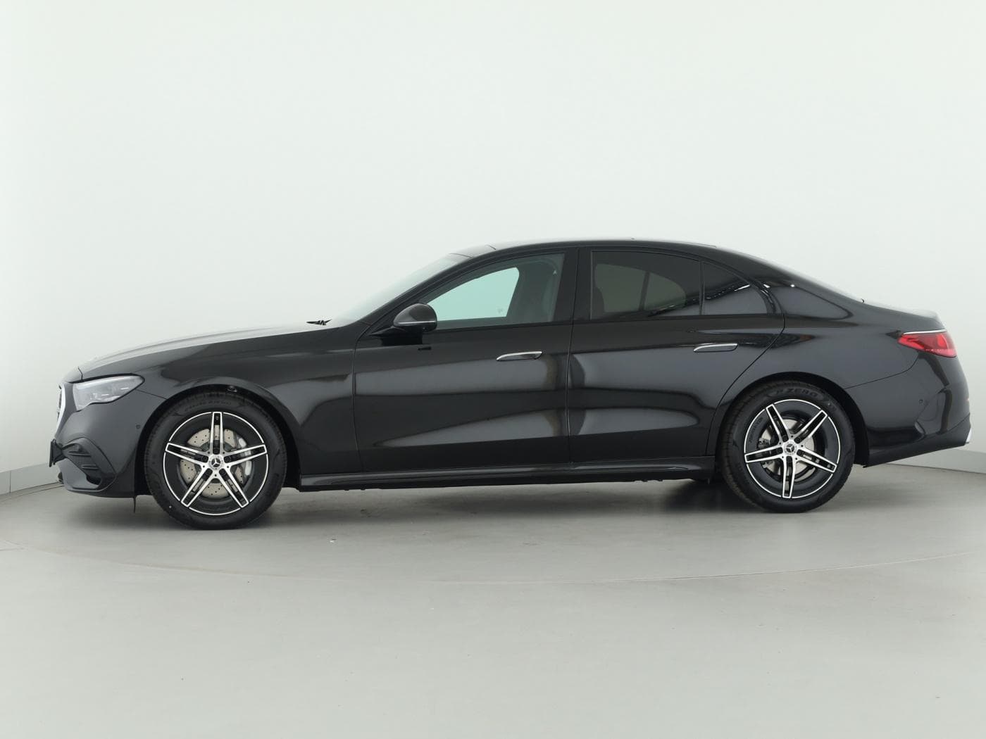 Mercedes-Benz E 220 d Bild 7