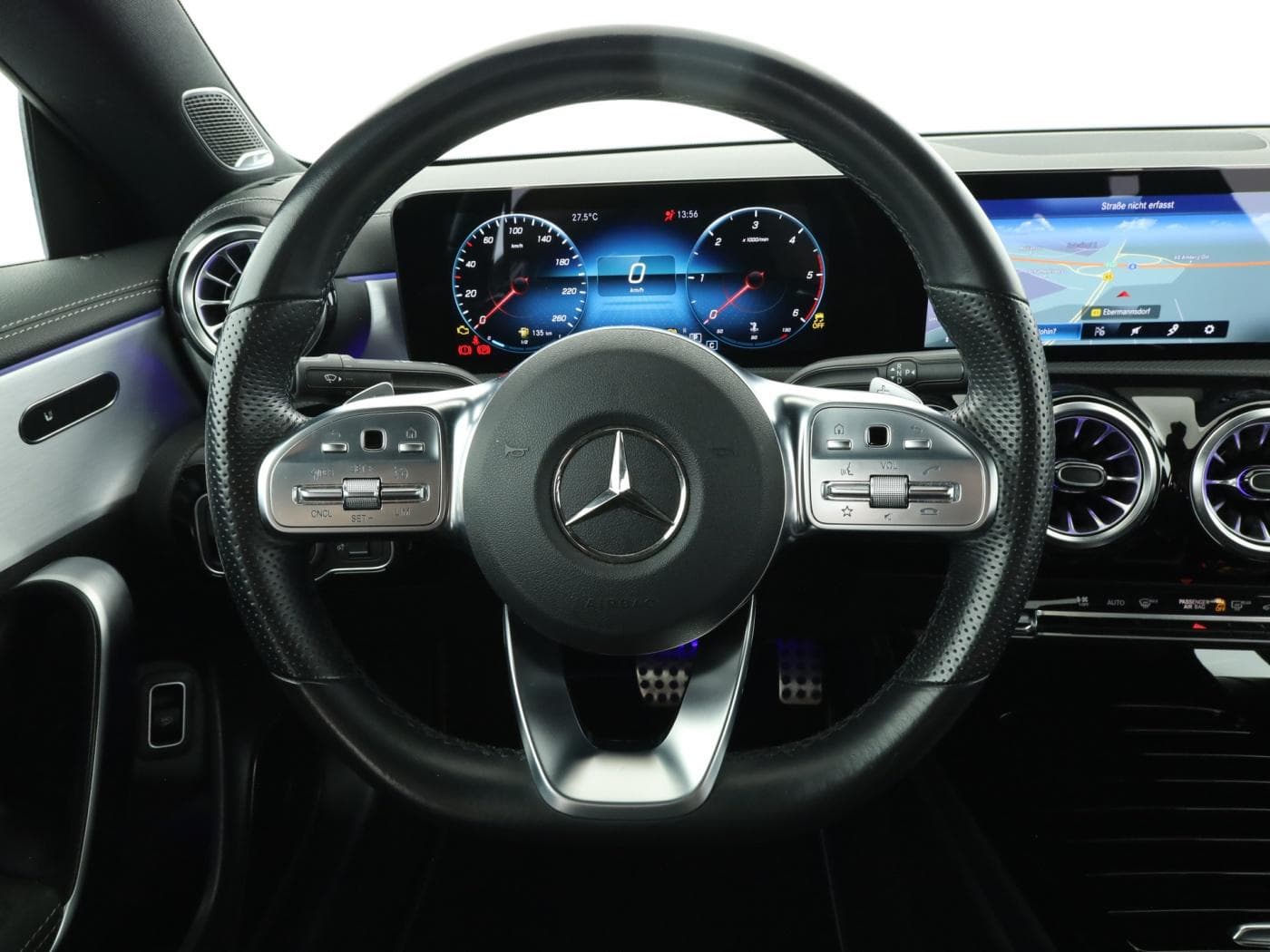 Mercedes-Benz CLA 220 d Bild 11