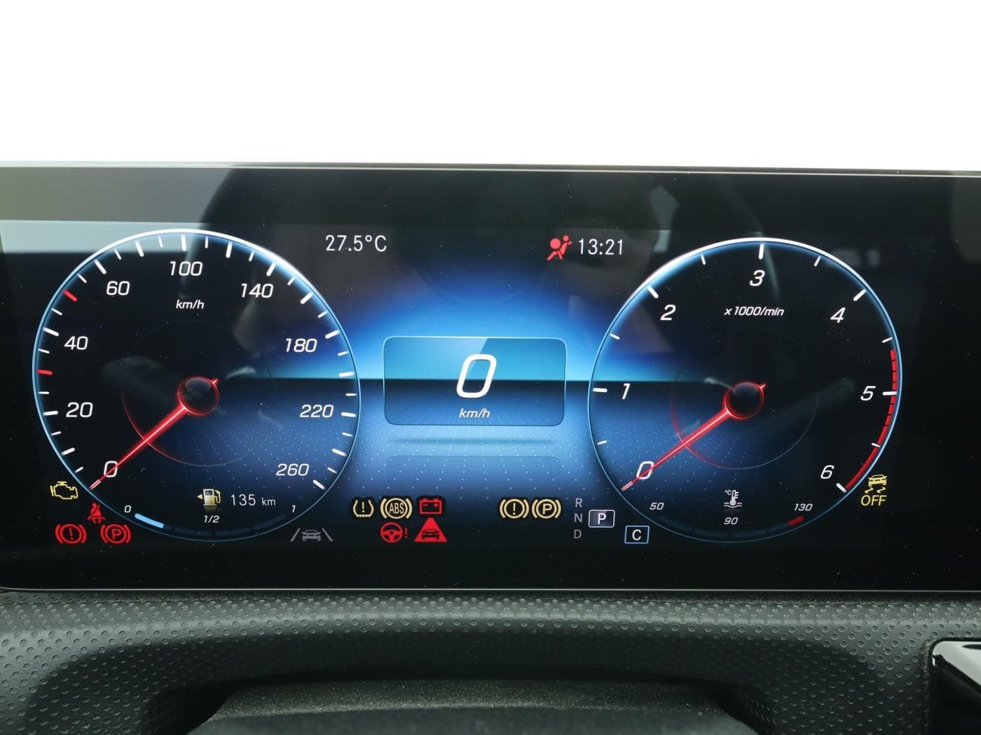Mercedes-Benz CLA 220 d Bild 12