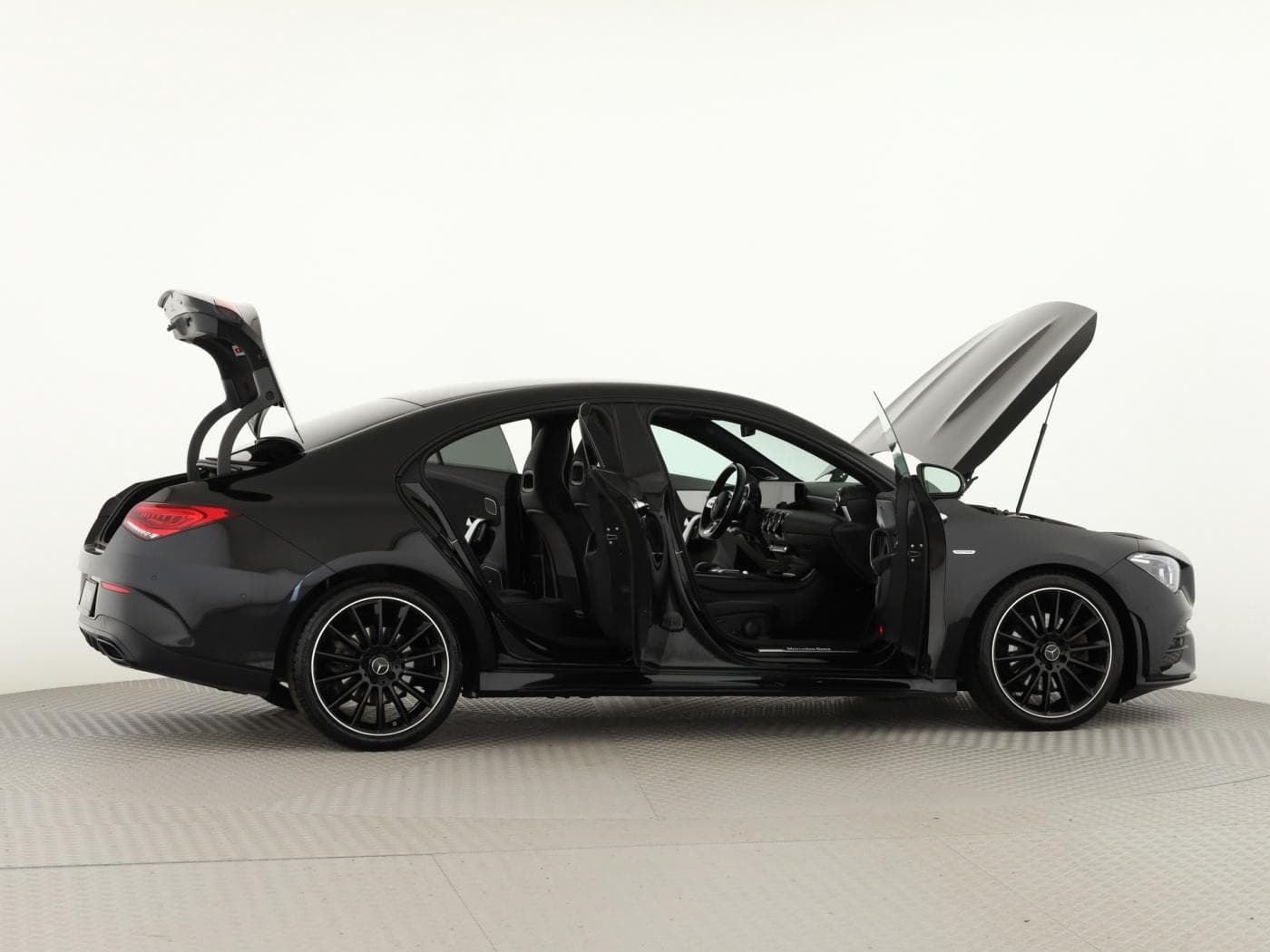 Mercedes-Benz CLA 220 d Bild 8