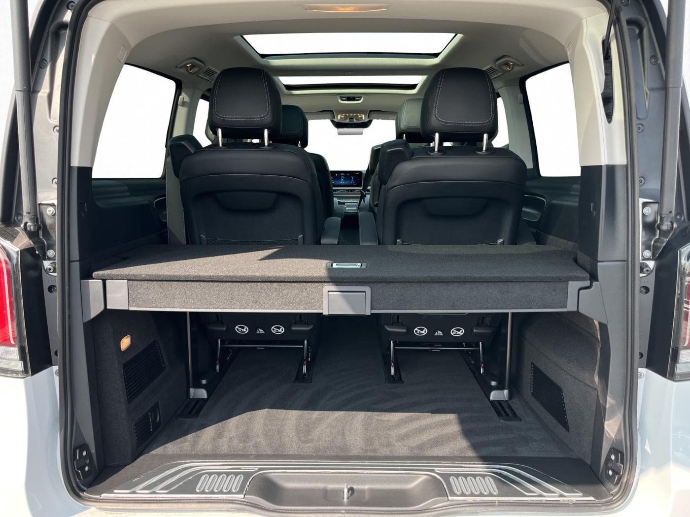 Mercedes-Benz V 250 d 4MATIC AVANTGARDE AMG Bild 15
