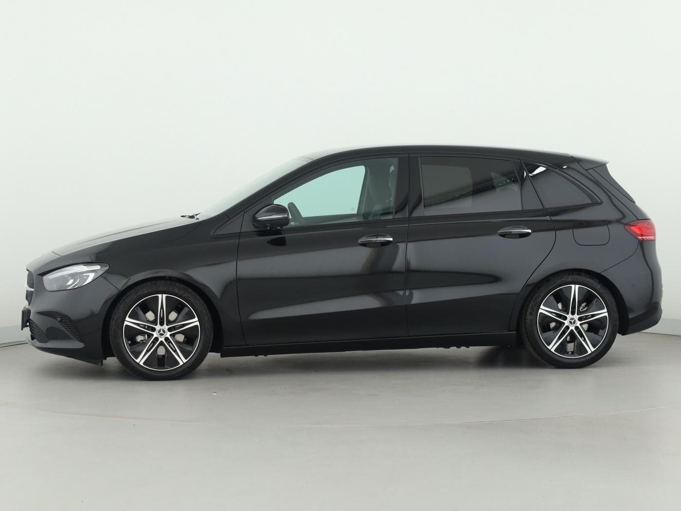 Mercedes-Benz B 200 d Bild 7