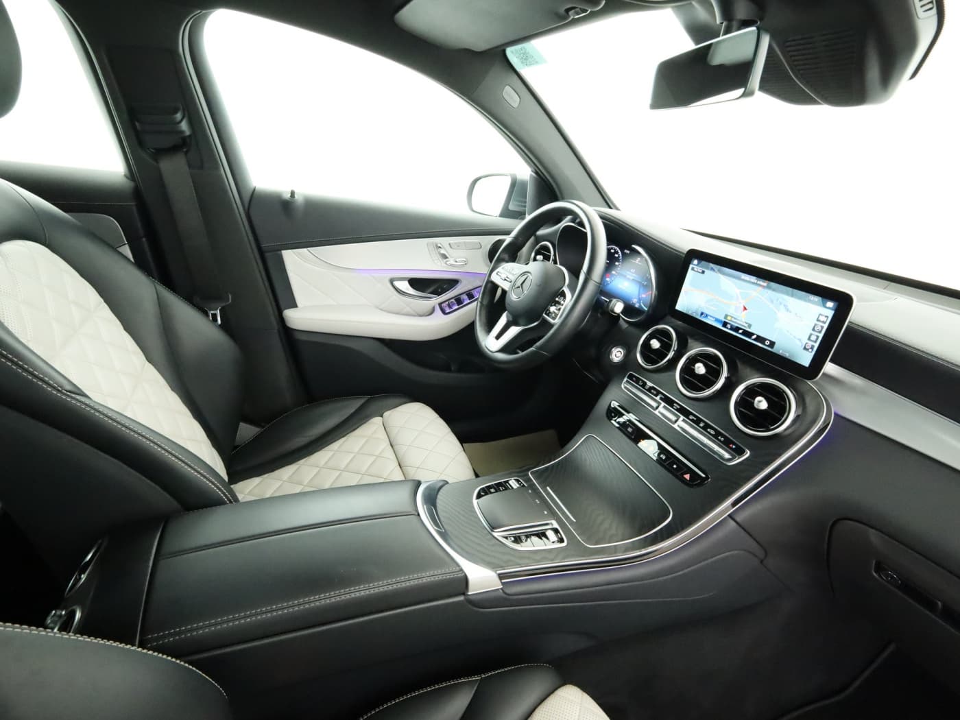 Mercedes-Benz GLC 300 e 4M Coup Bild 17