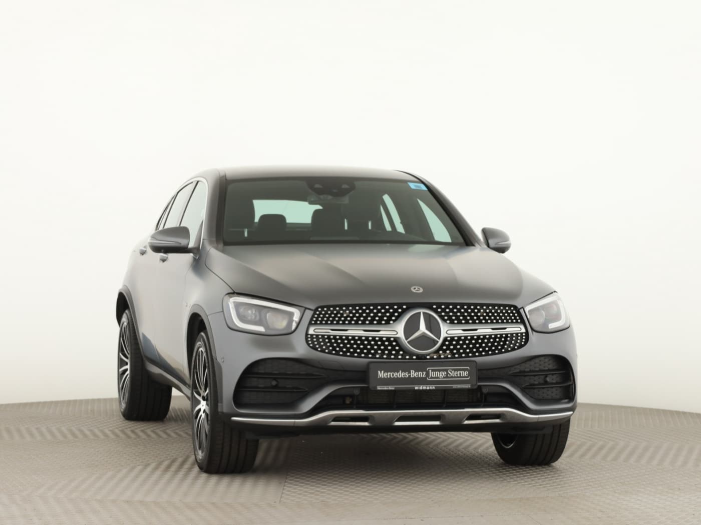 Mercedes-Benz GLC 300 e 4M Coup Bild 3