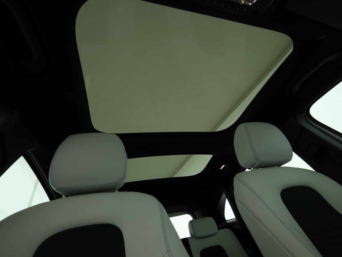Mercedes-Benz GLA 250 e Bild 21