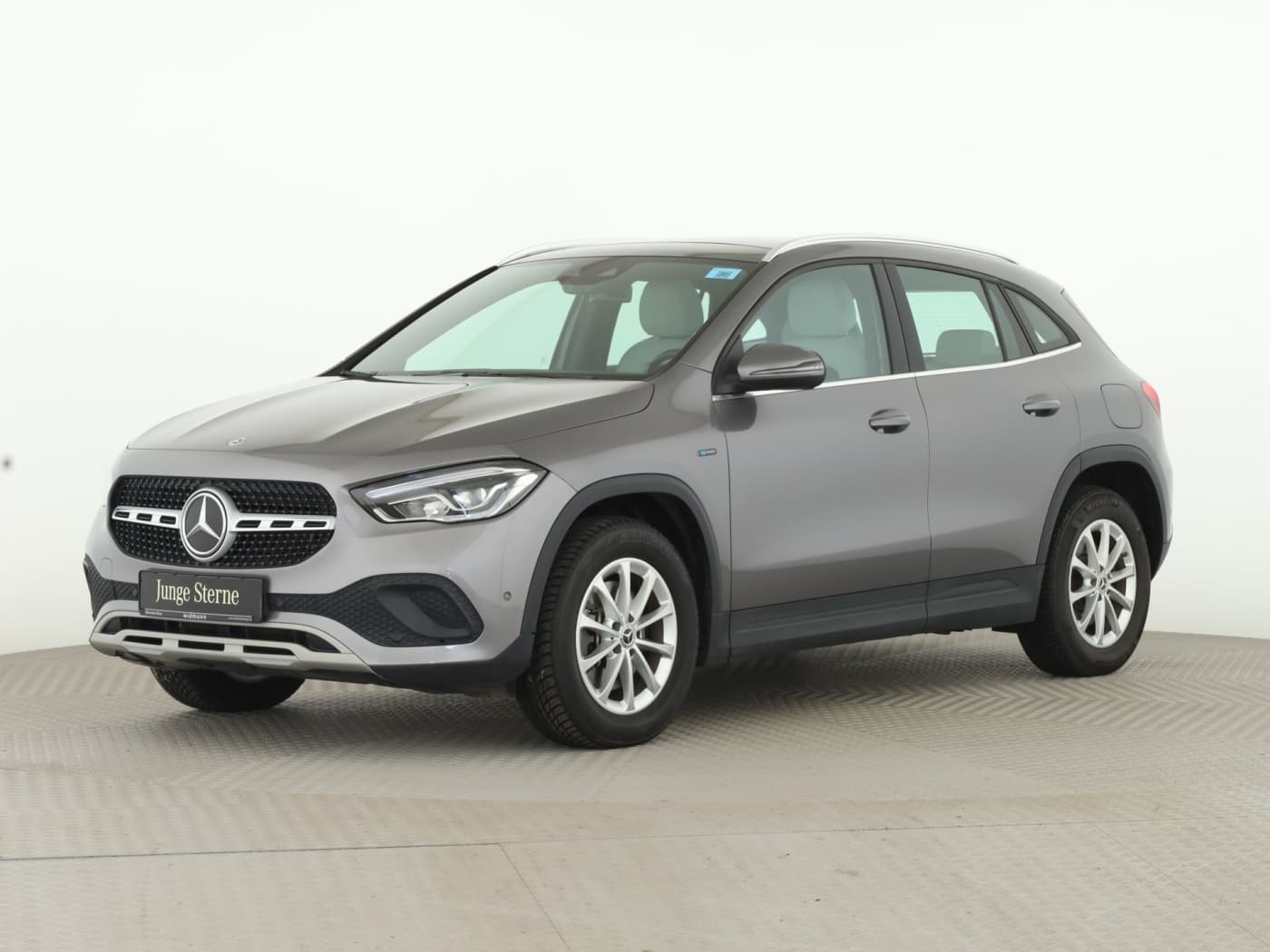 Mercedes-Benz GLA 250 e Bild 5