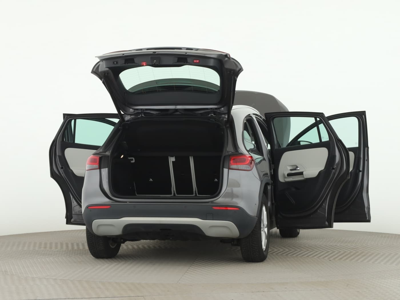 Mercedes-Benz GLA 250 e Bild 9