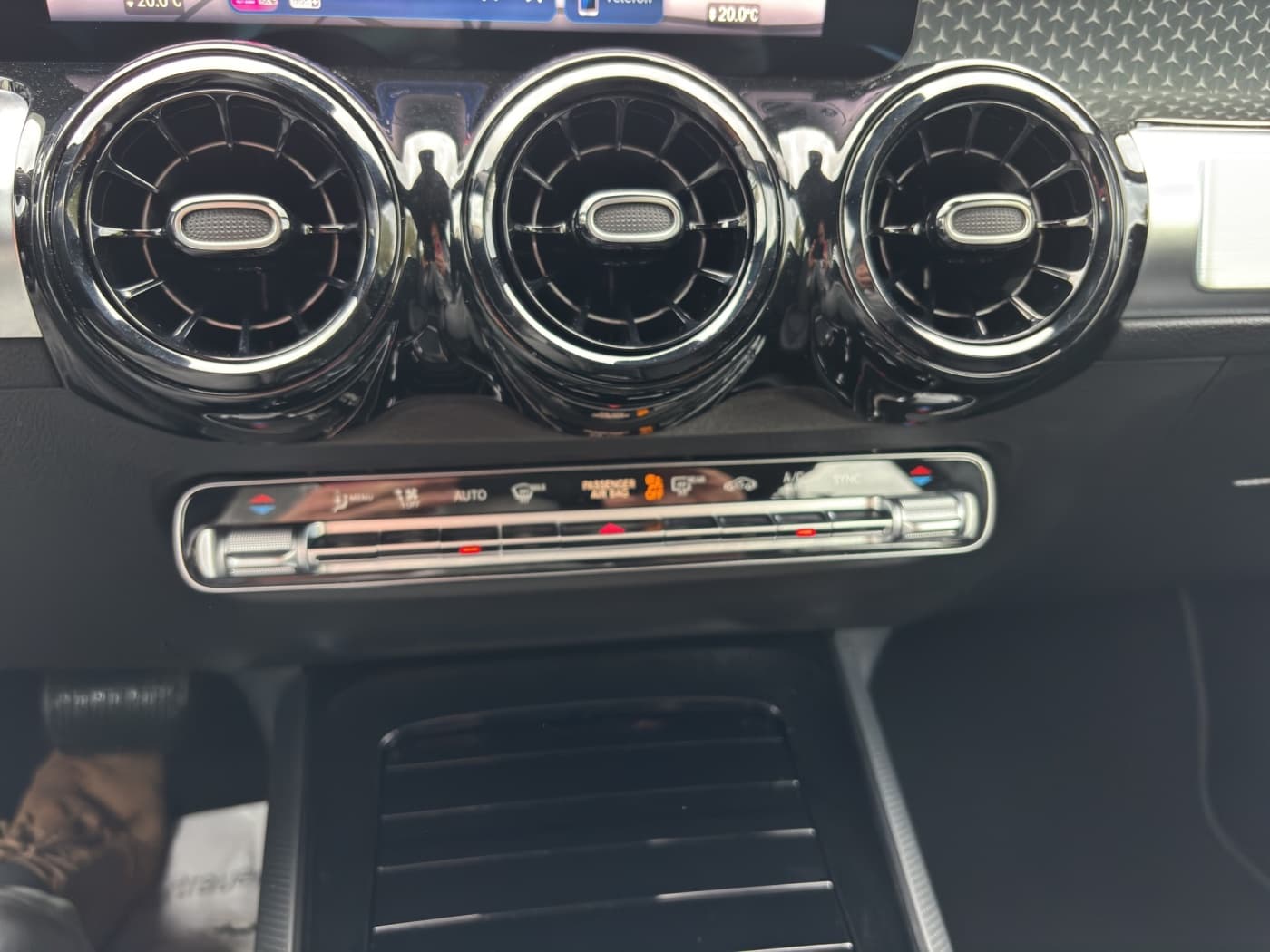 Mercedes-Benz GLB 200 d Bild 13