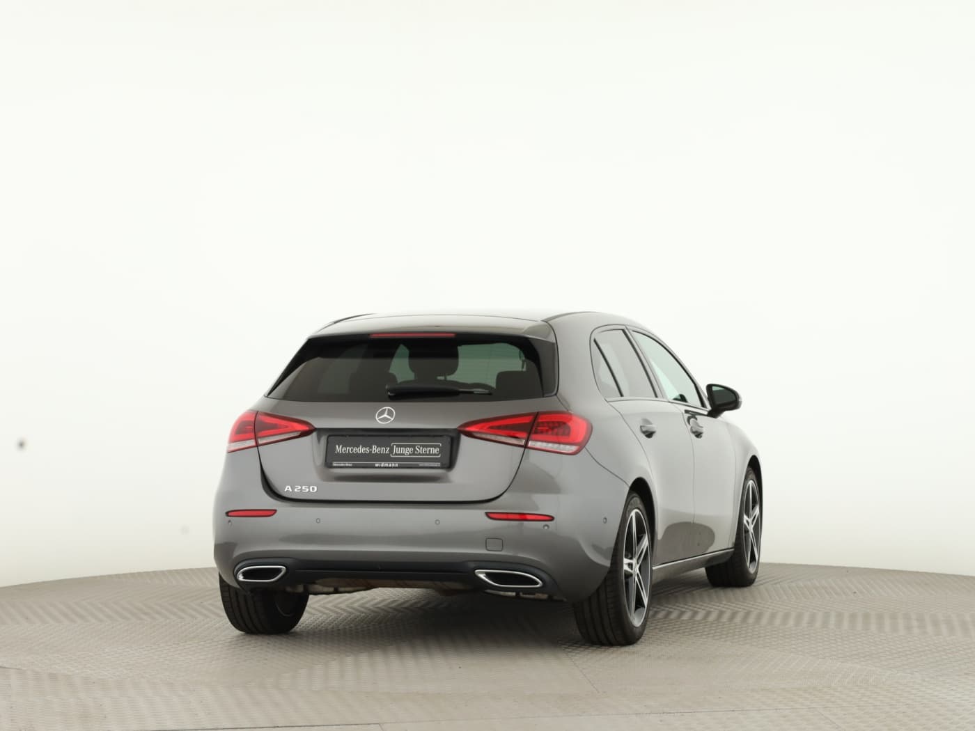 Mercedes-Benz A 250 Bild 2