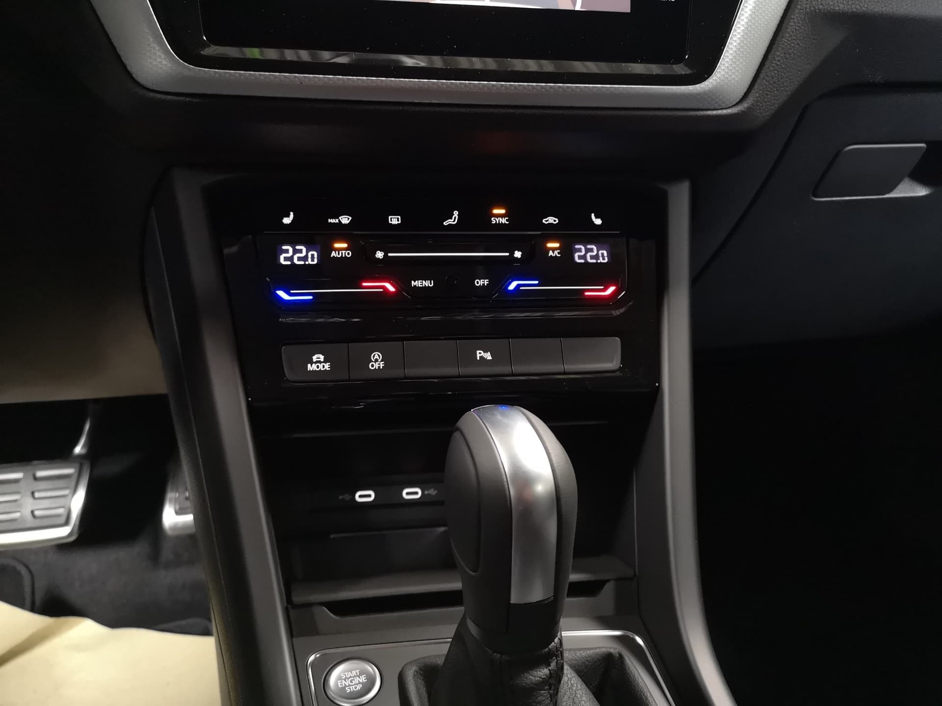 Volkswagen Touran GOAL 1.5 TSI 150 PS 7-SITZE KAMERA ACC Bild 13