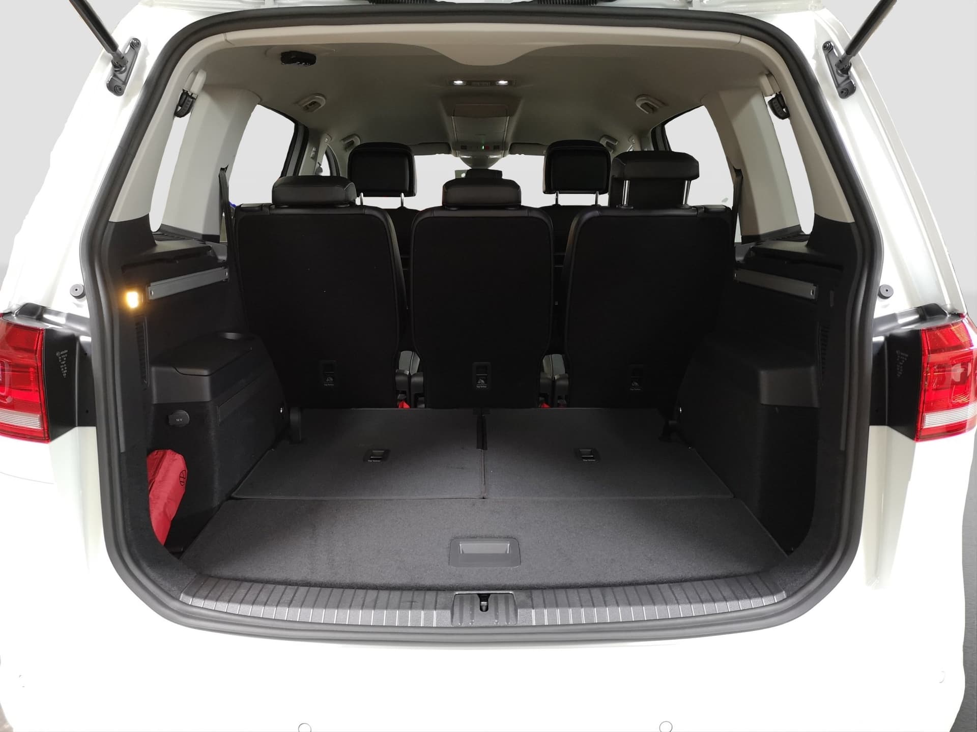 Volkswagen Touran GOAL 1.5 TSI 150 PS 7-SITZE KAMERA ACC Bild 19