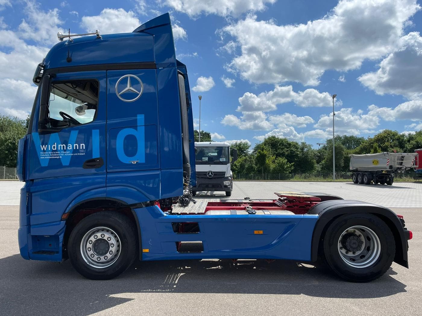 Mercedes-Benz Actros 1848 LS Bild 2