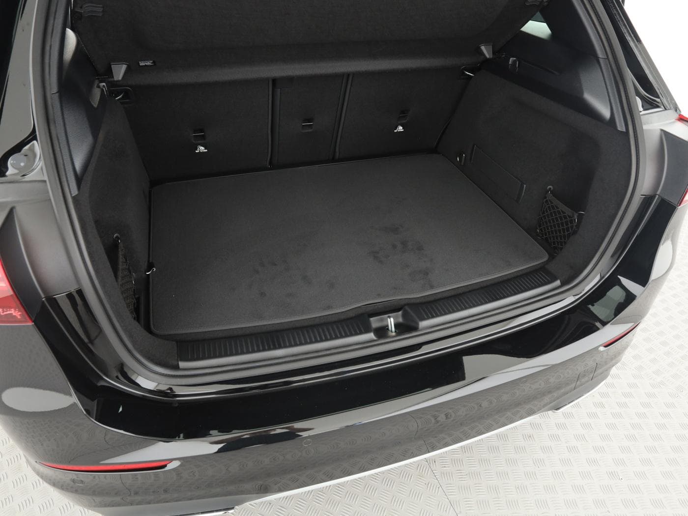 Mercedes-Benz B 220 d Bild 22