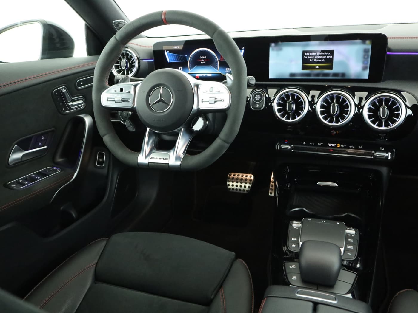 Mercedes-Benz CLA 35 AMG 4M Bild 10