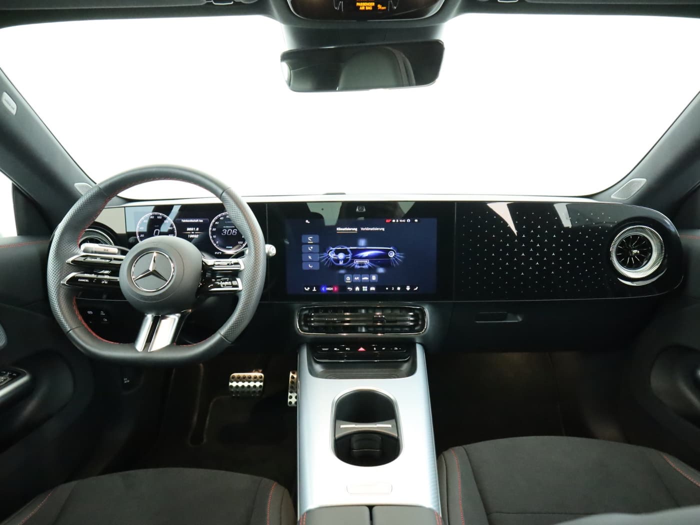Mercedes-Benz CLA 250+ EQ Bild 19