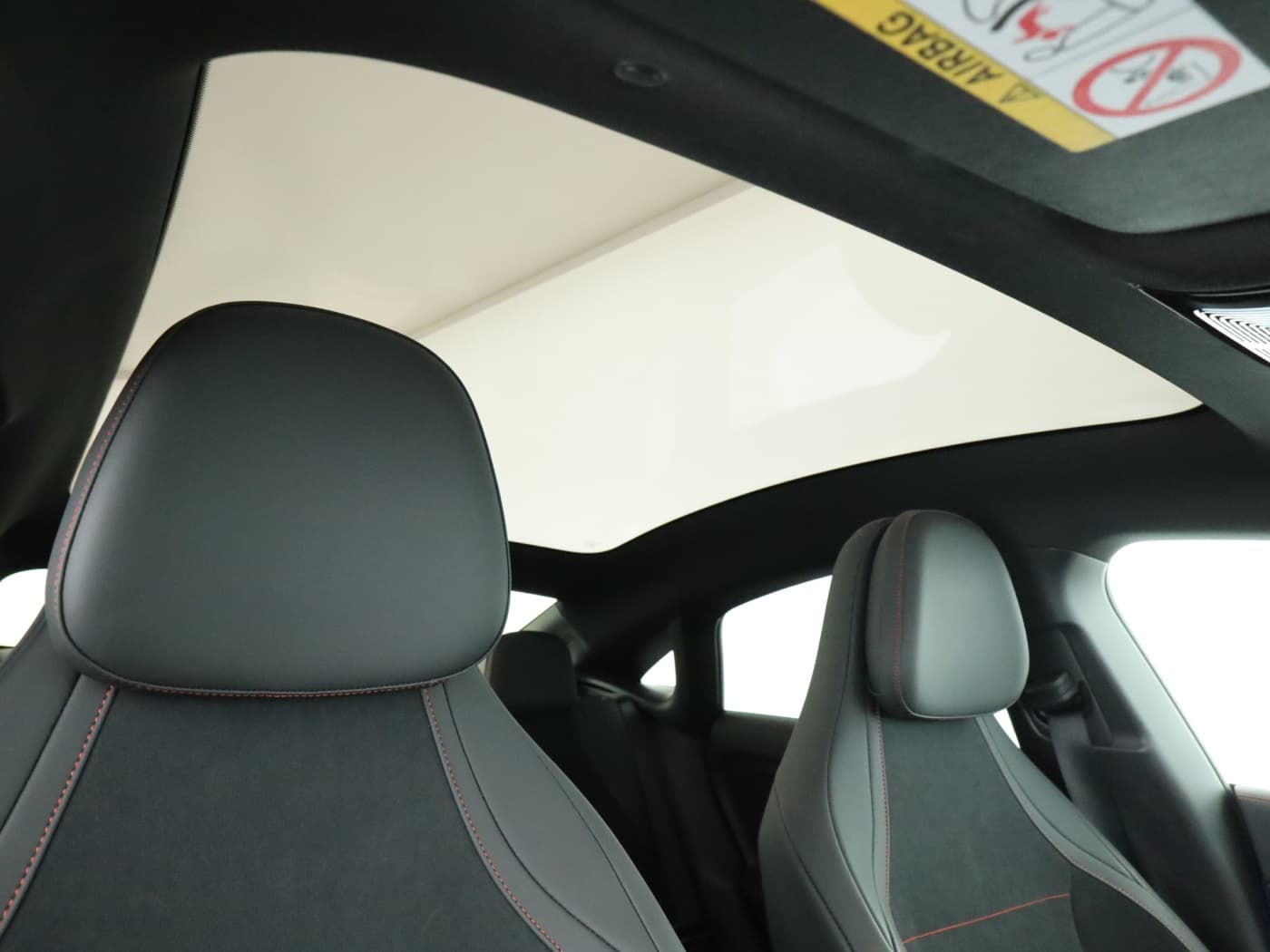 Mercedes-Benz CLA 250+ EQ Bild 21
