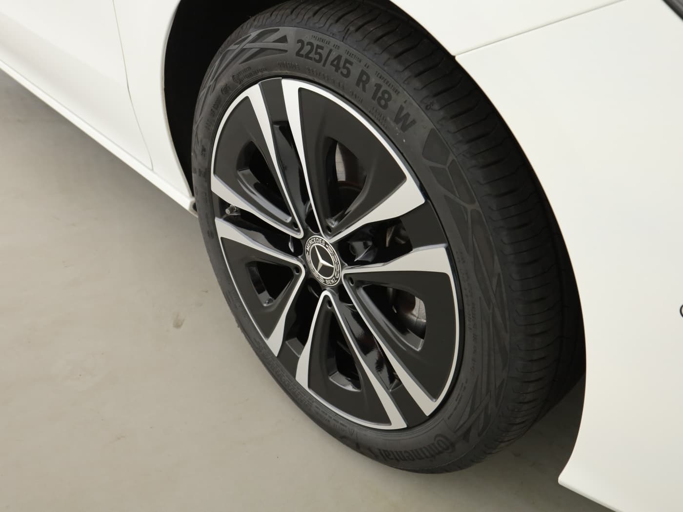 Mercedes-Benz CLA 180 SB Bild 21