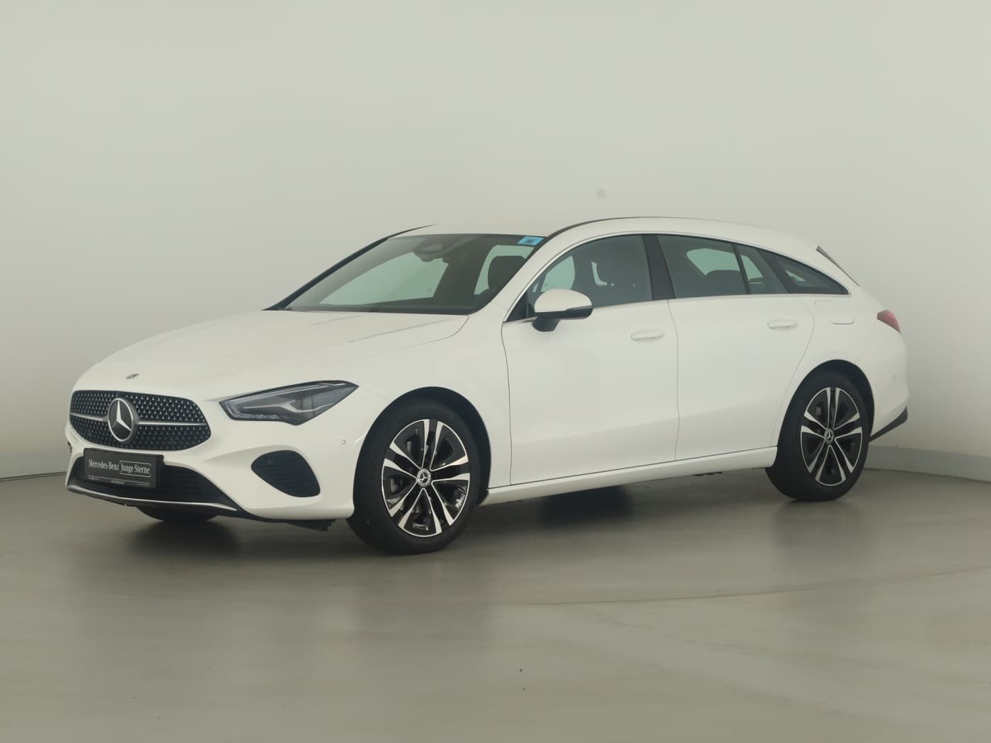 Mercedes-Benz CLA 180 SB Bild 5