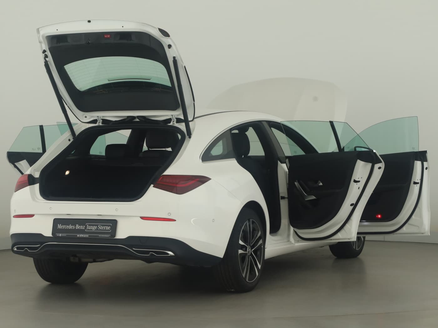 Mercedes-Benz CLA 180 SB Bild 9