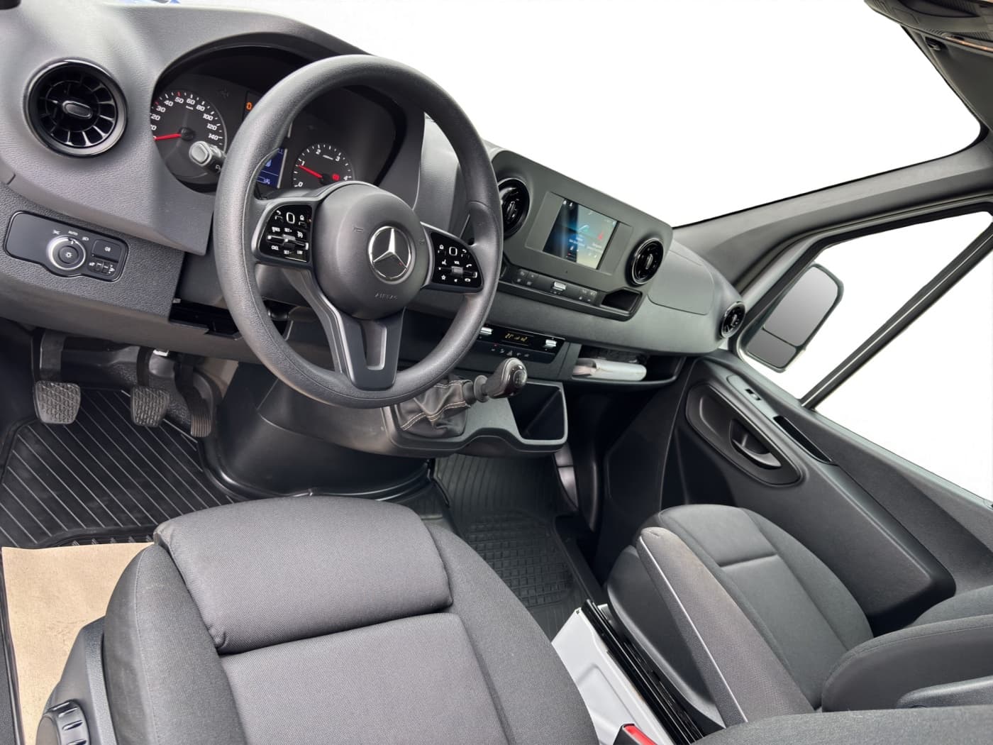 Mercedes-Benz Sprinter 317 CDI Kasten Hochdach Standard Bild 9