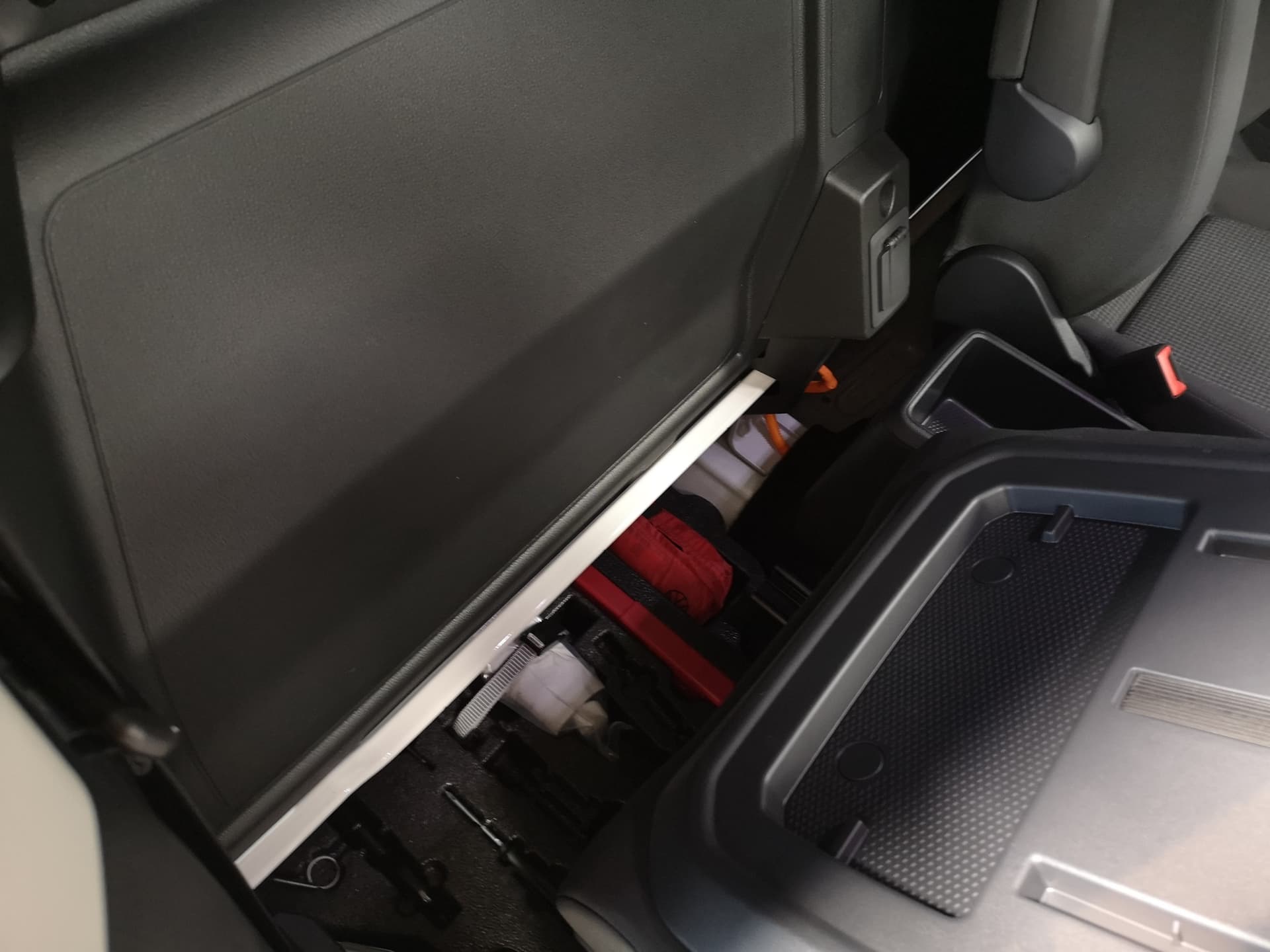 Volkswagen Caddy Cargo Motor: 2.0 l TDI Bild 20