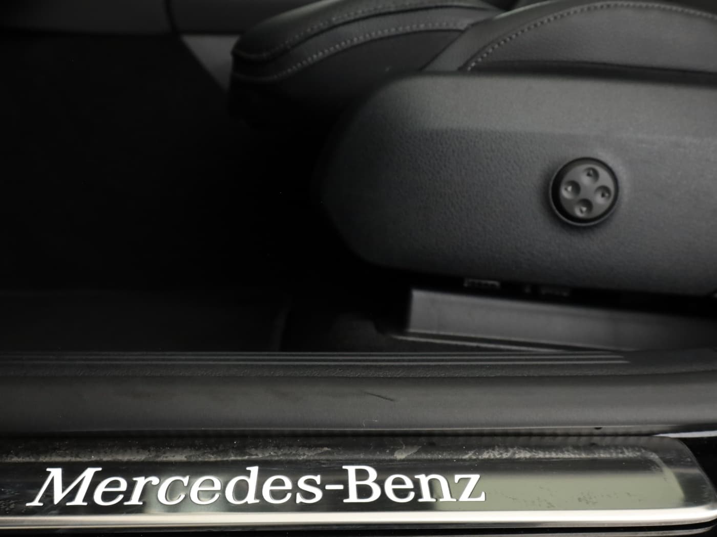 Mercedes-Benz GLC 200 4M Bild 28