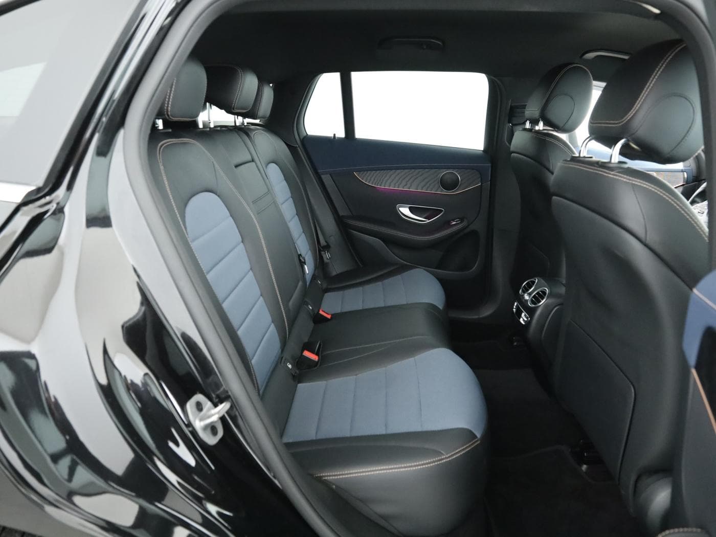 Mercedes-Benz EQC 400 4M Bild 18