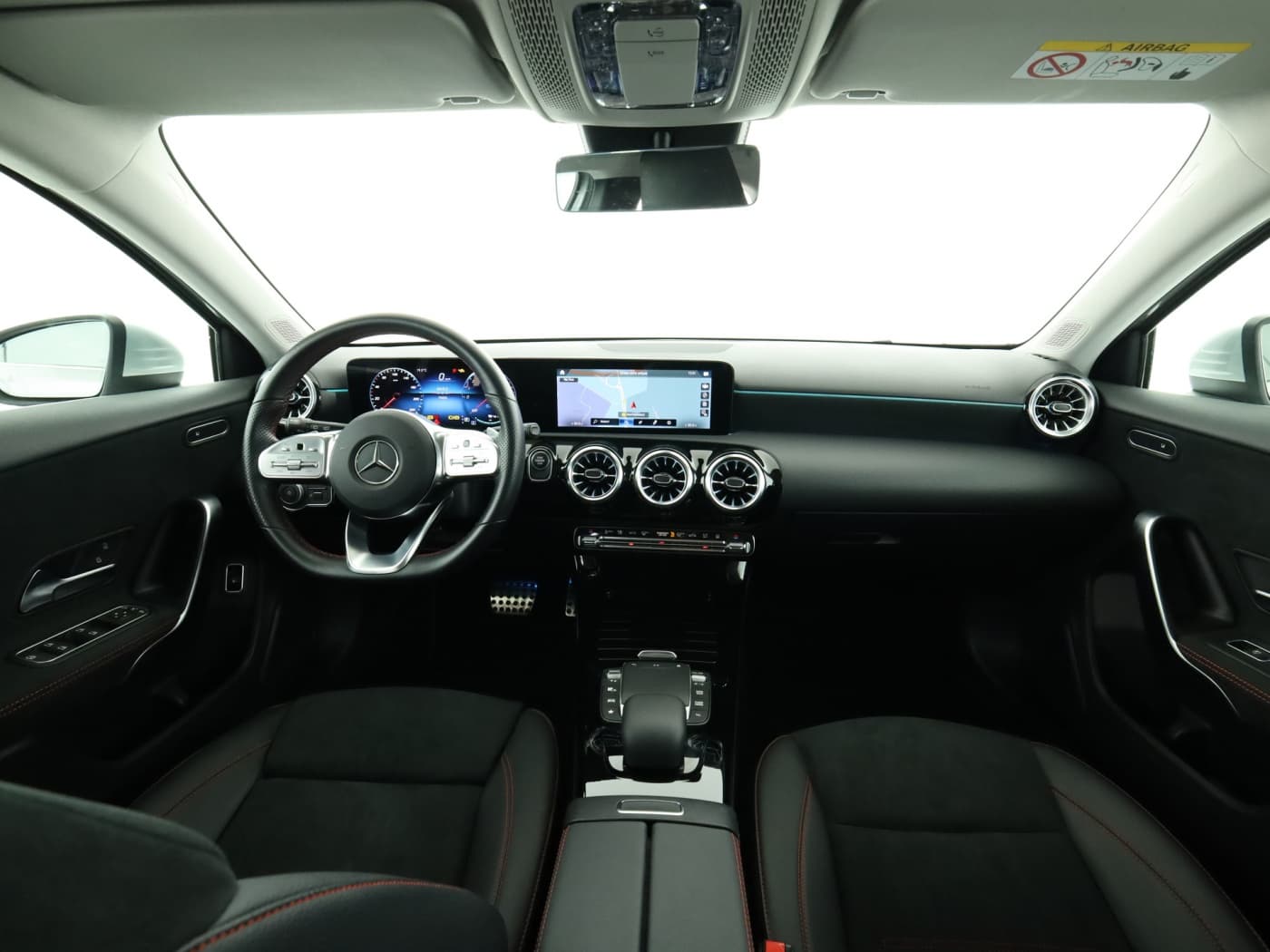 Mercedes-Benz A 250 e Bild 19