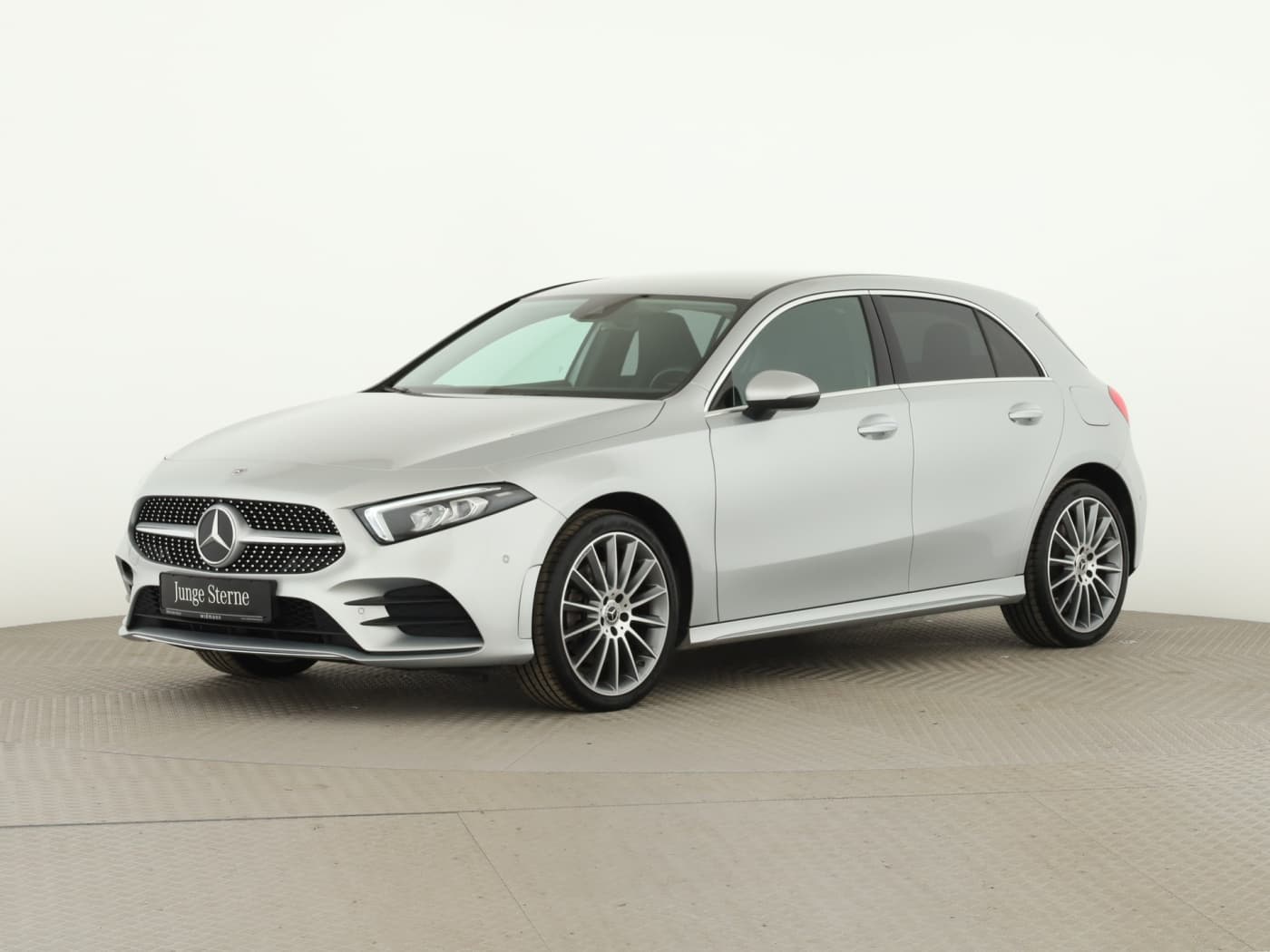 Mercedes-Benz A 250 e Bild 5