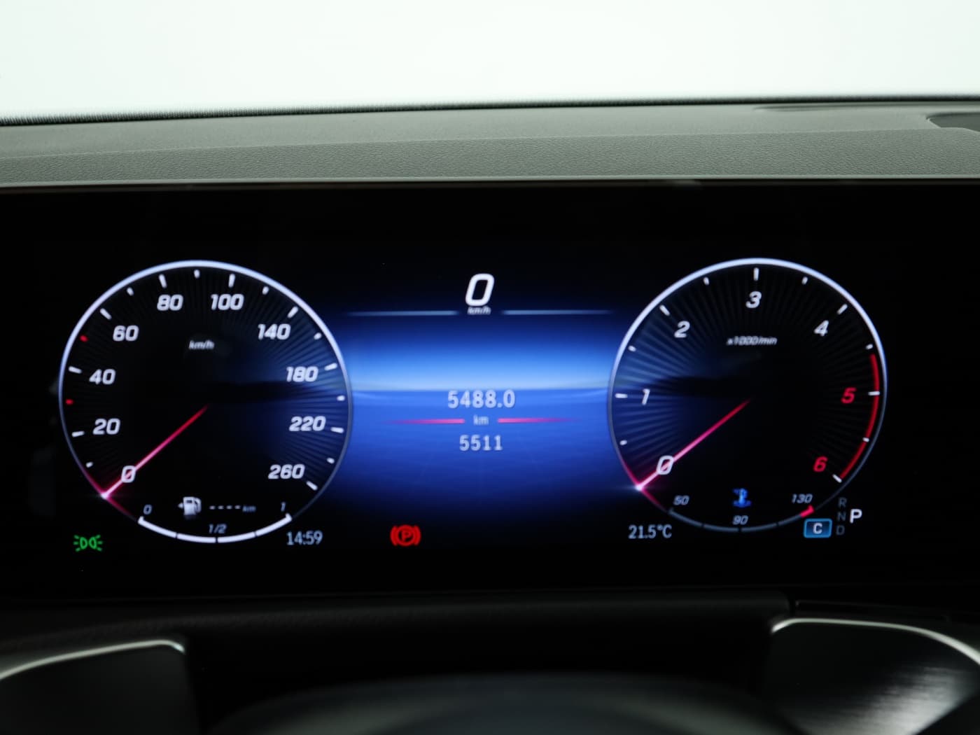 Mercedes-Benz GLB 220 d 4M Bild 12