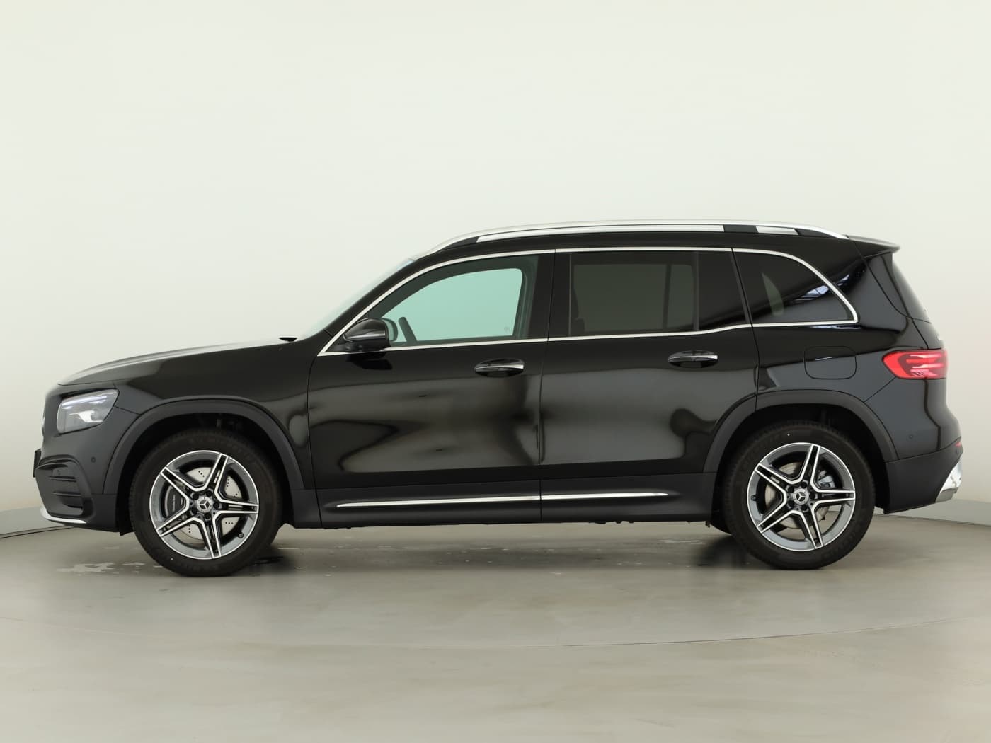 Mercedes-Benz GLB 220 d 4M Bild 7