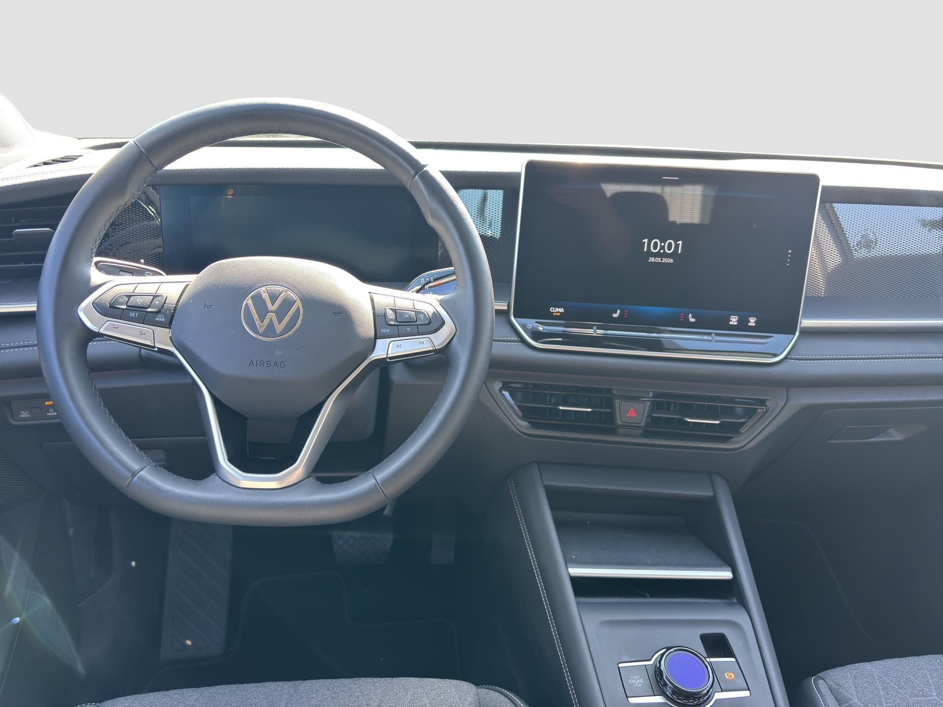 Volkswagen Tayron Life 2.0 TDI 193 PS 4-M AHK Kamera ACC Bild 9