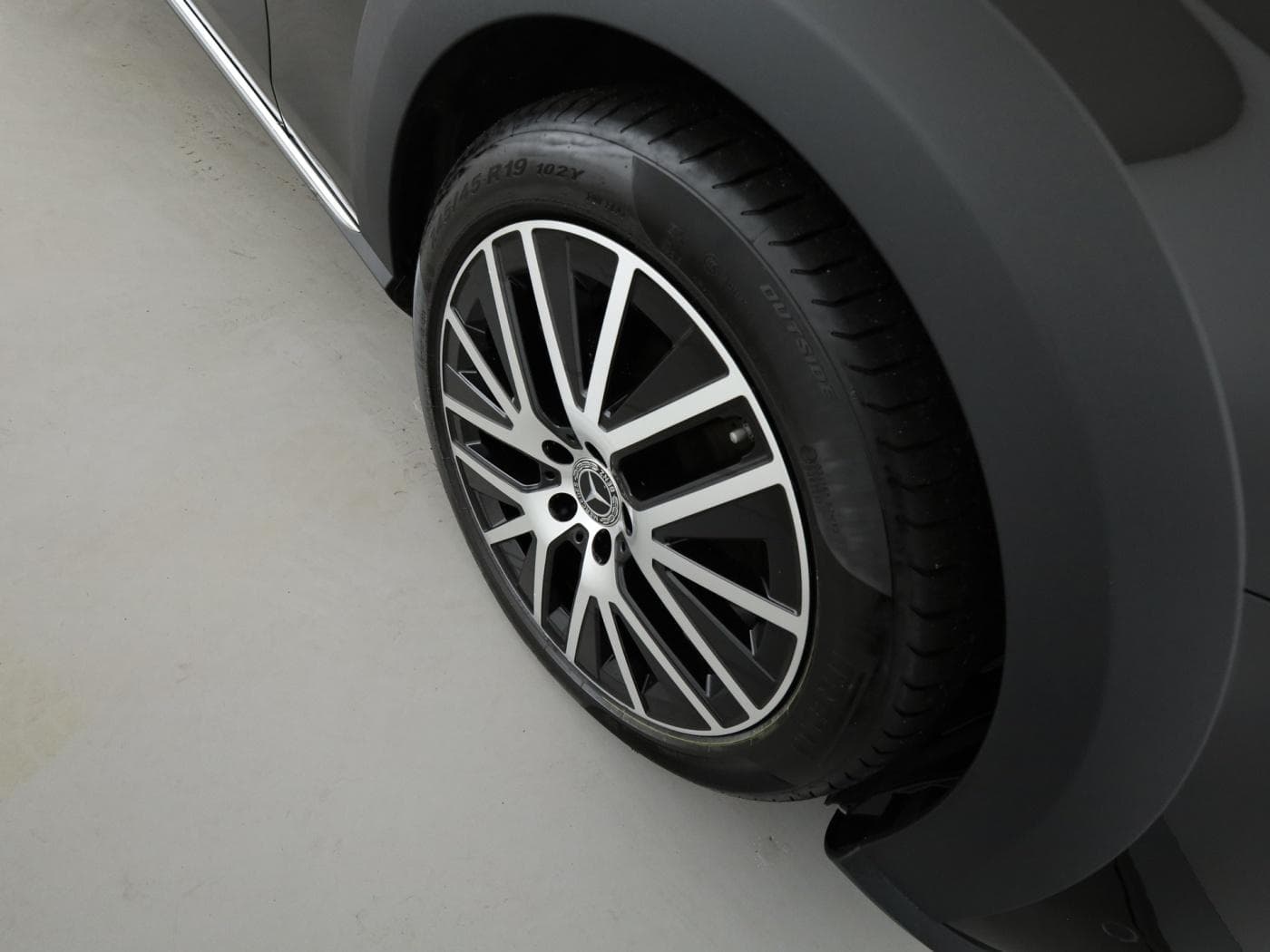 Mercedes-Benz E 220 d 4M T All-Terrain Bild 25