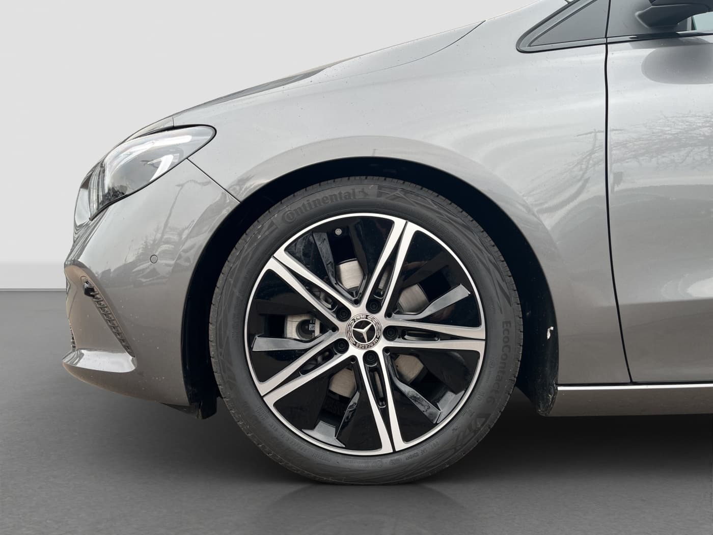 Mercedes-Benz B 180 Bild 18