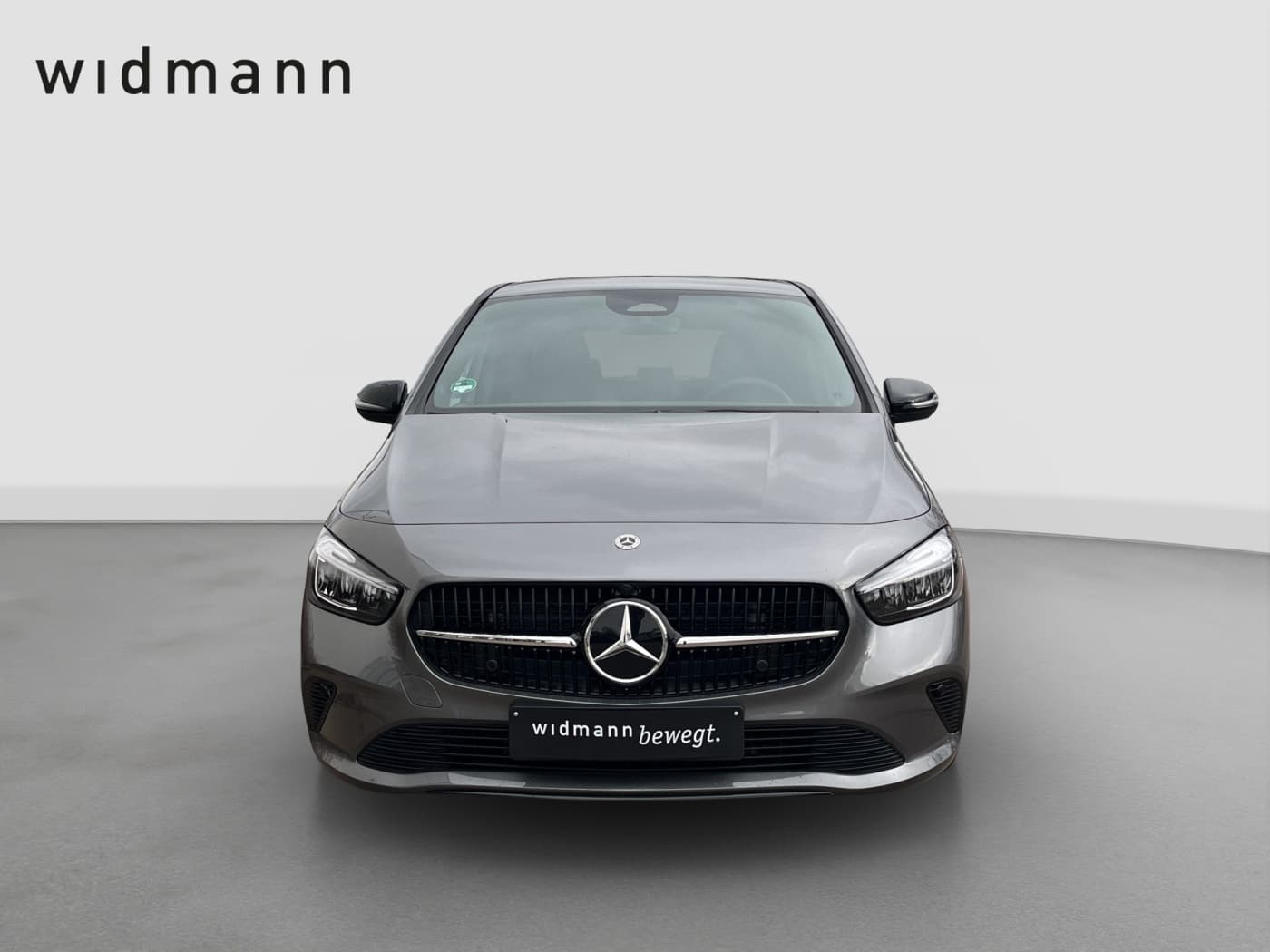 Mercedes-Benz B 180 Bild 2