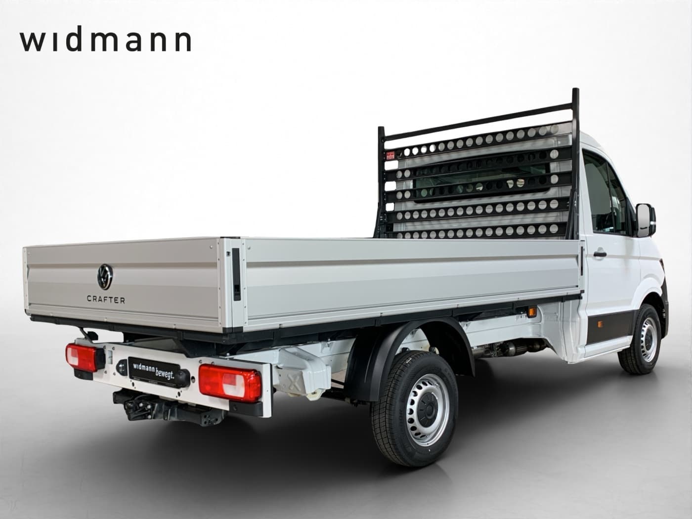 Volkswagen Crafter 35 2.0 TDI 103 kW Pritsche L2 FWD Bild 2