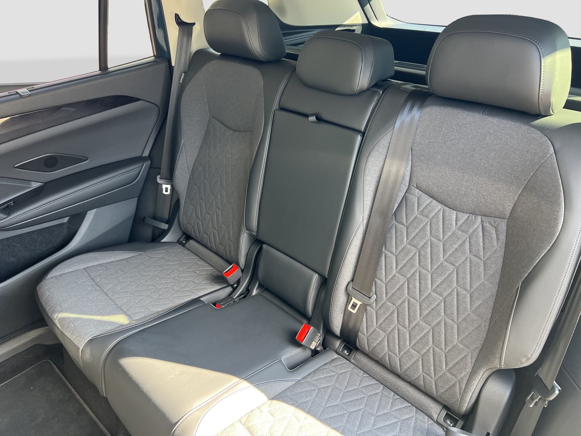 Volkswagen Tayron Life 1.5 eTSI 150 PS DSG AHK Kamera Bild 14