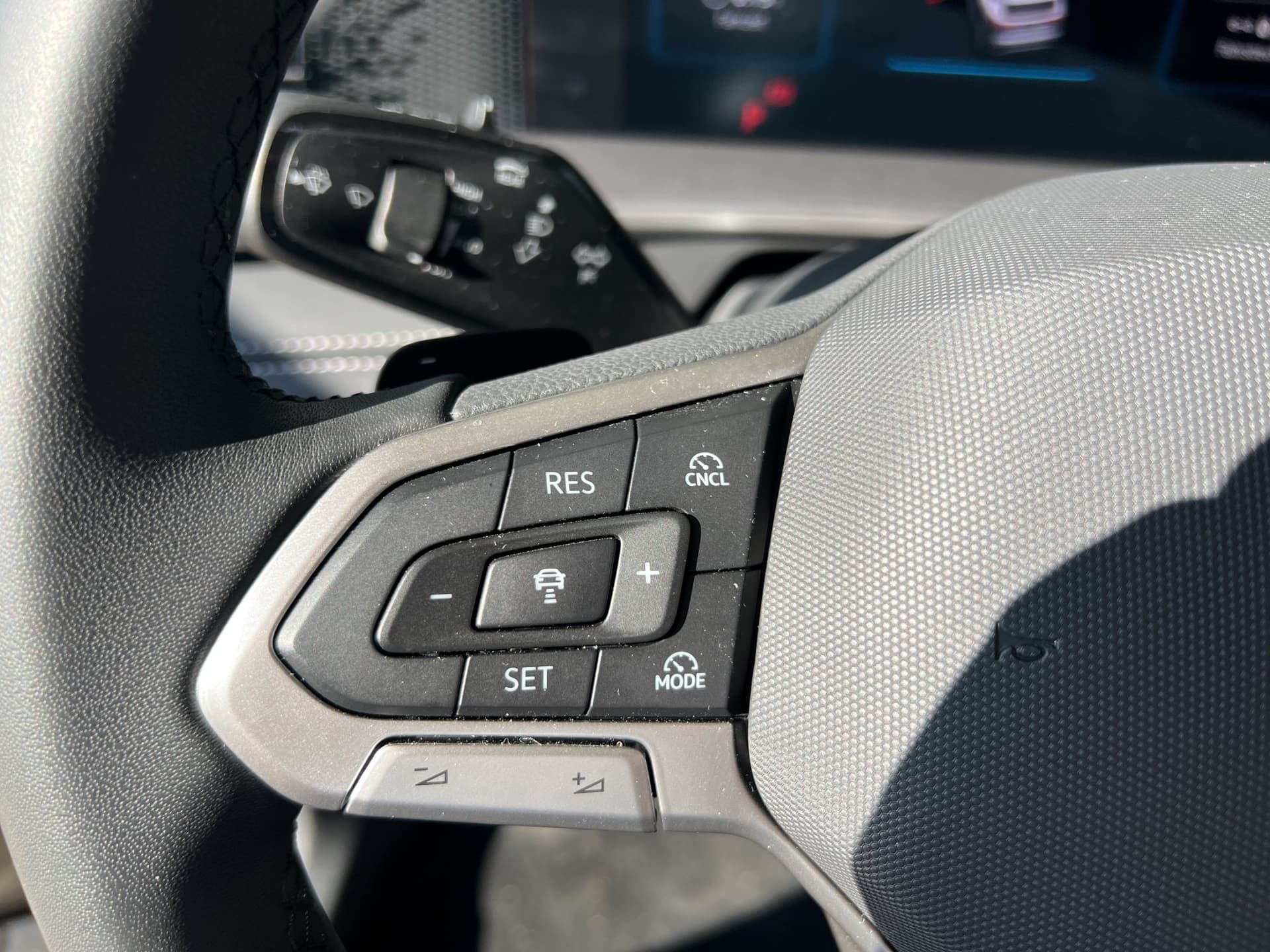 Volkswagen Tayron Life 1.5 eTSI 150 PS DSG AHK Kamera Bild 18