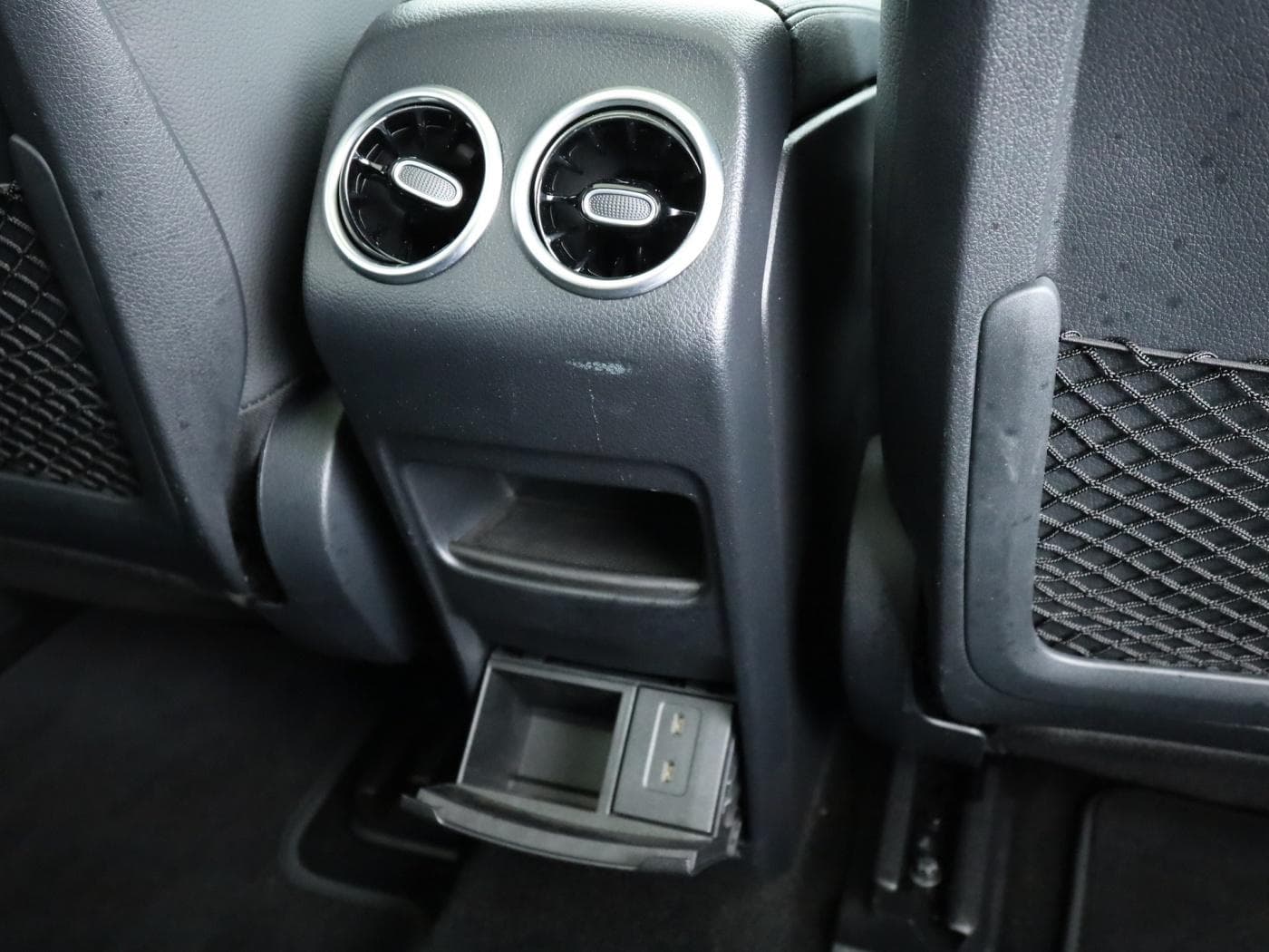 Mercedes-Benz EQA 250 Bild 24