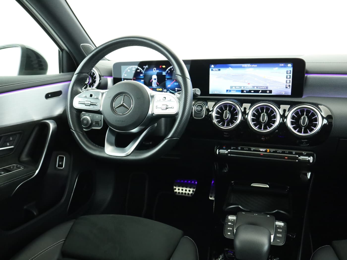 Mercedes-Benz A 250 e Bild 10