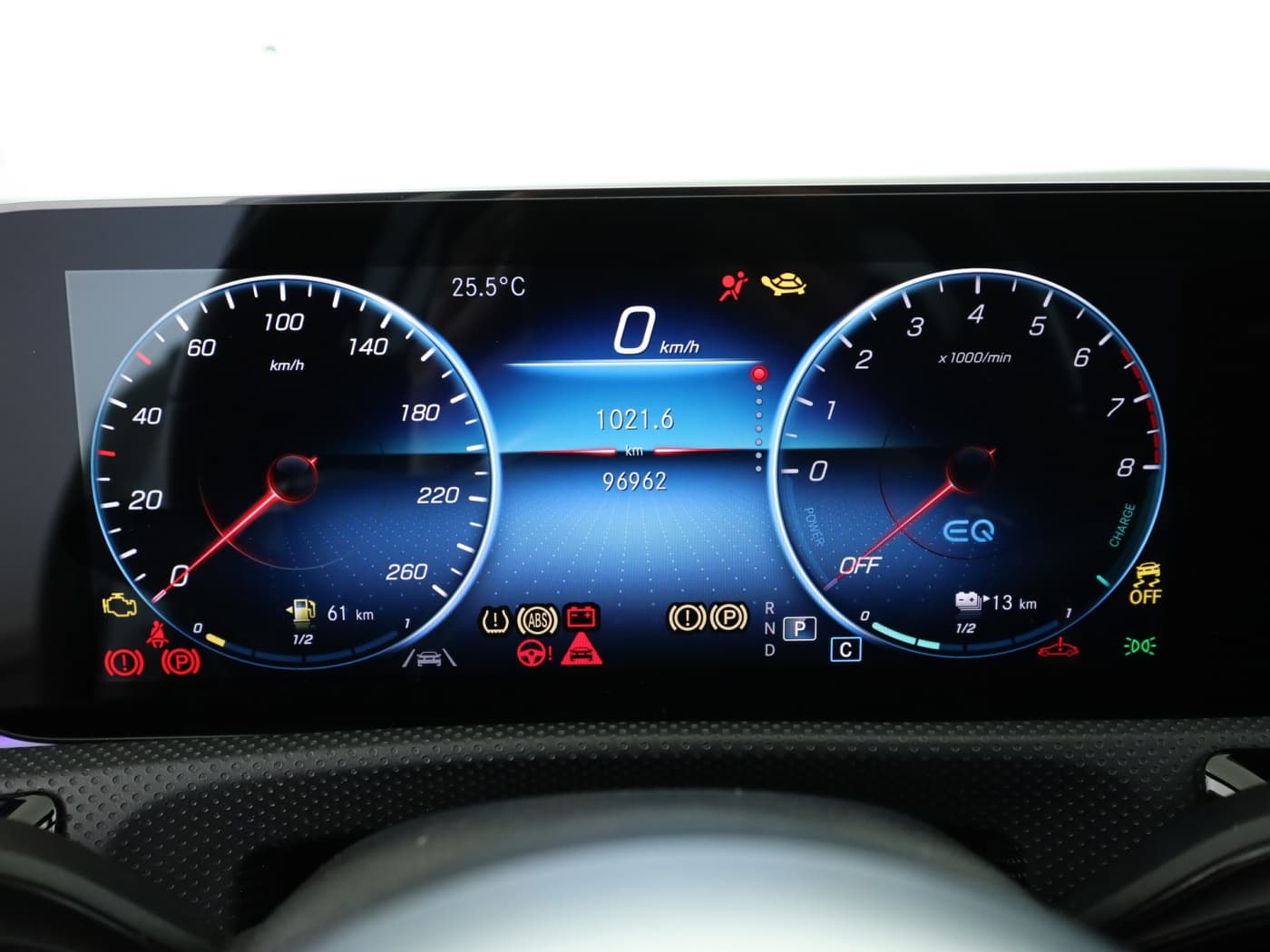 Mercedes-Benz A 250 e Bild 12