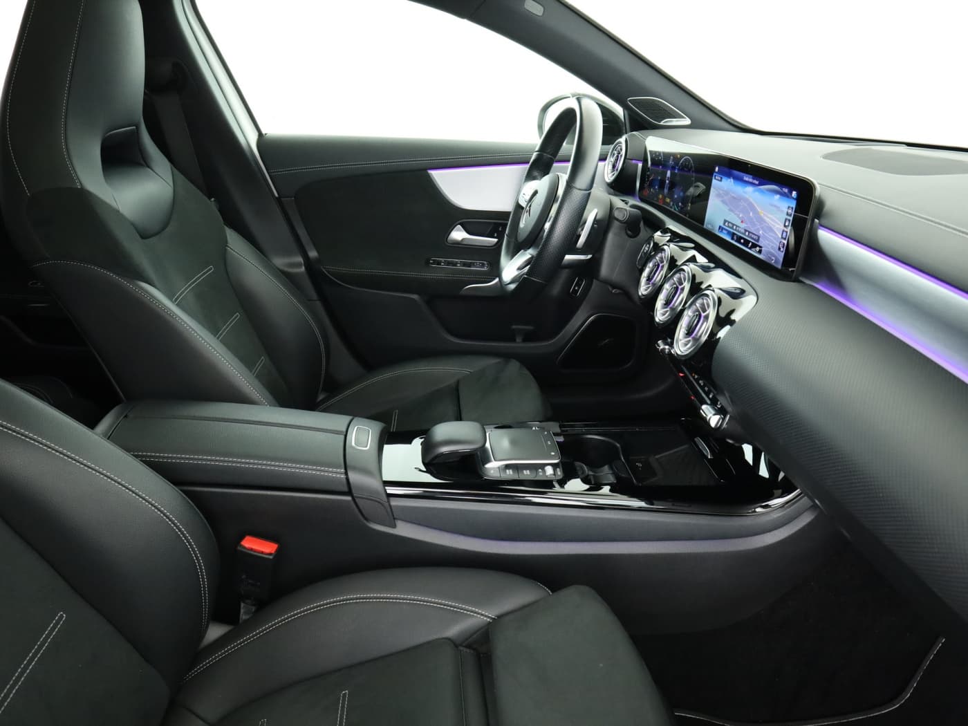 Mercedes-Benz A 250 e Bild 17