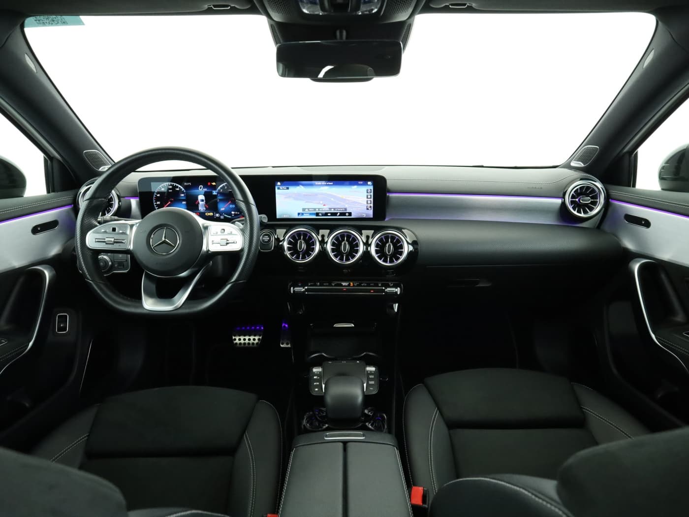 Mercedes-Benz A 250 e Bild 19